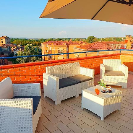 Presciano Siena Appartamento Con Splendido Terrazzo מראה חיצוני תמונה